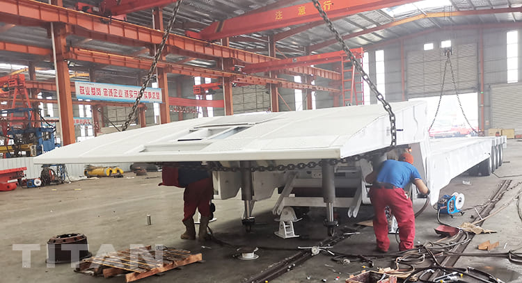100 ton folding goosenek trailer