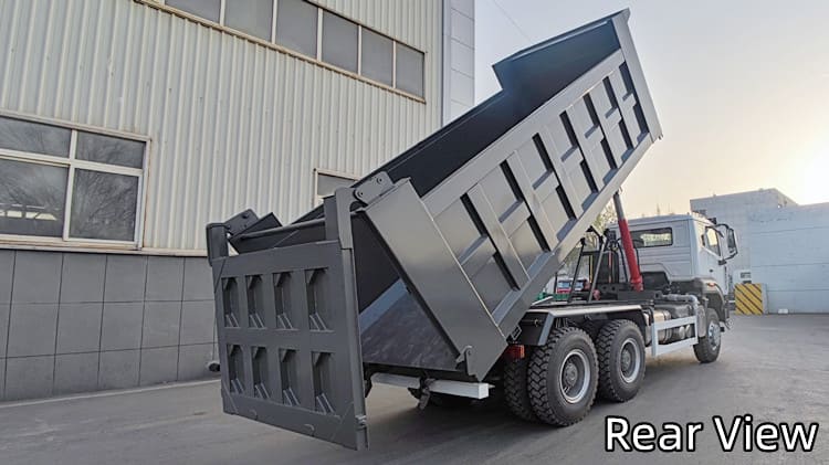 Новый самосвал Sinotruk Howo 380 6x4 в Папуа-Новой Гвинее
