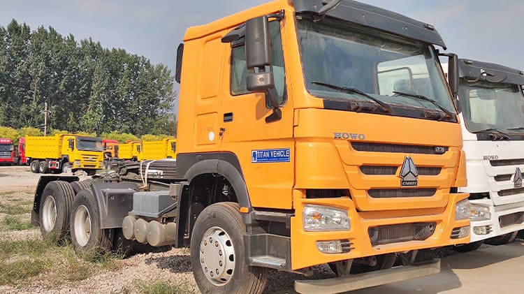 Sinotruk Howo 371 б/у тягачи на продажу в Казахстане