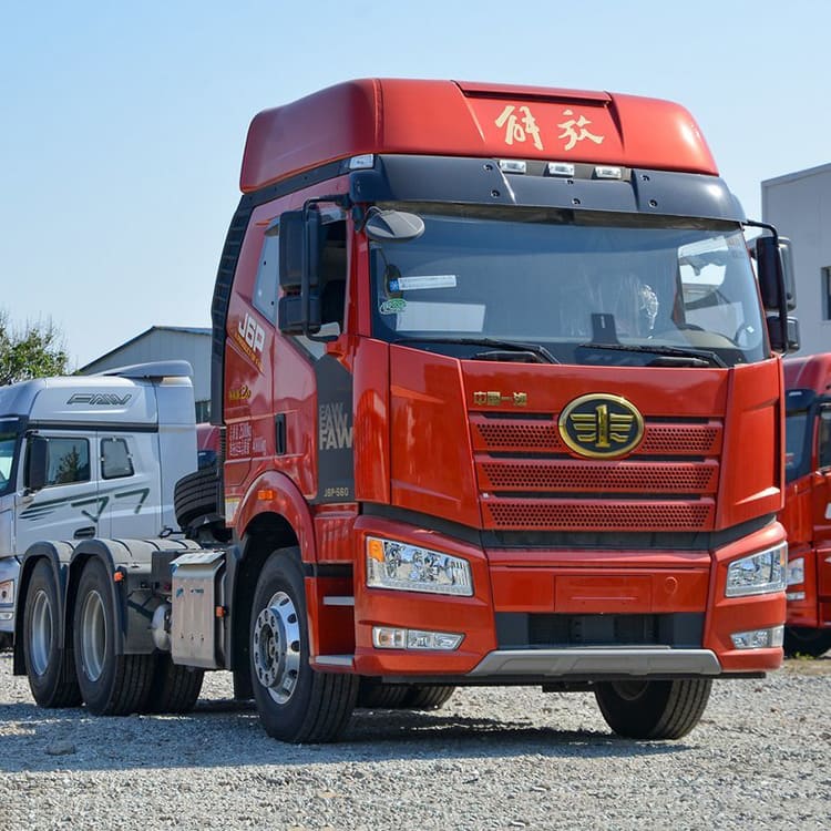 Фав Тягач J6P 6x4