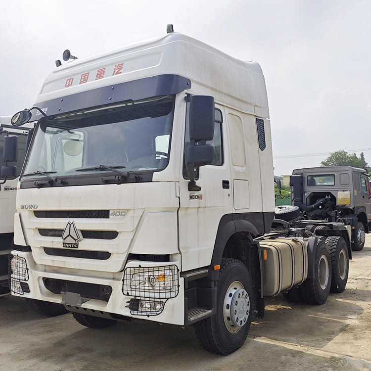 Тягач Howo Sinotruck 2021 года выпуска