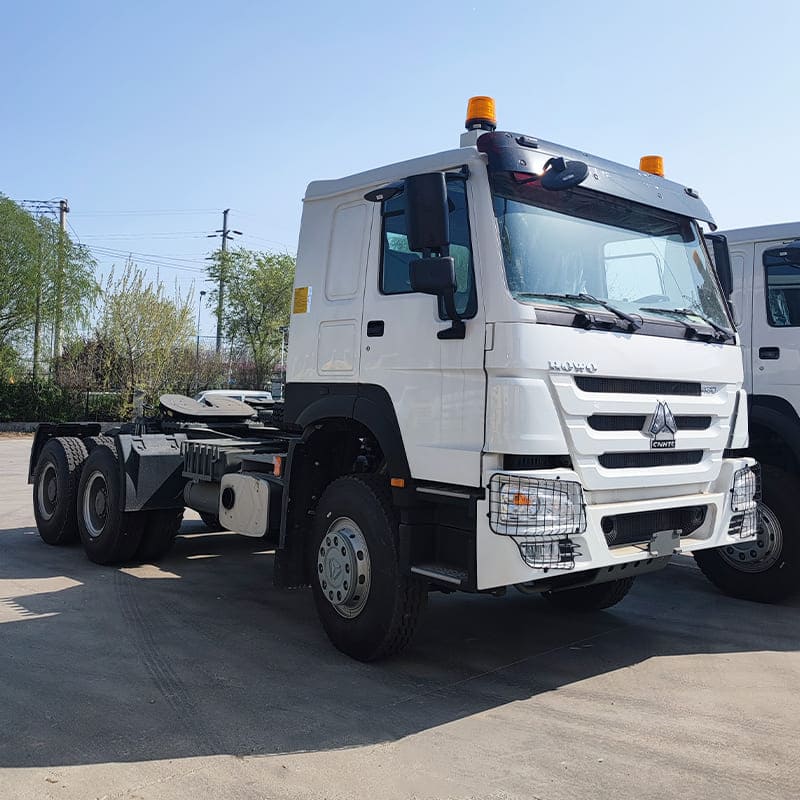 Подержанные тягачи CNHTC Howo 6x4